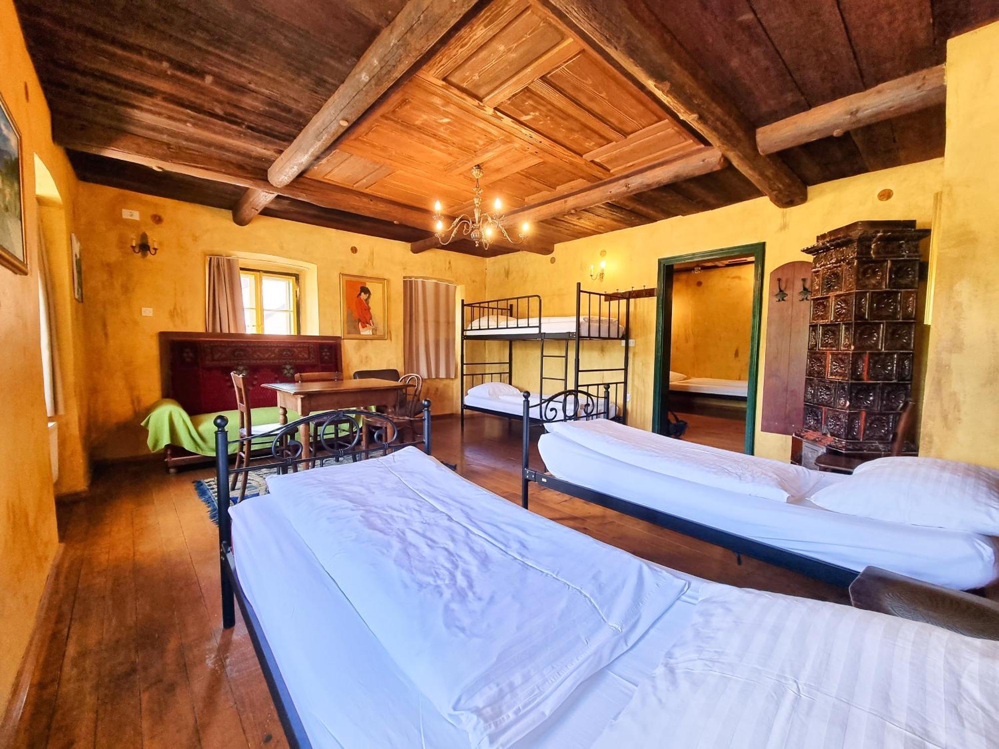 B&B Pod Skalo Kamnik Habitación foto